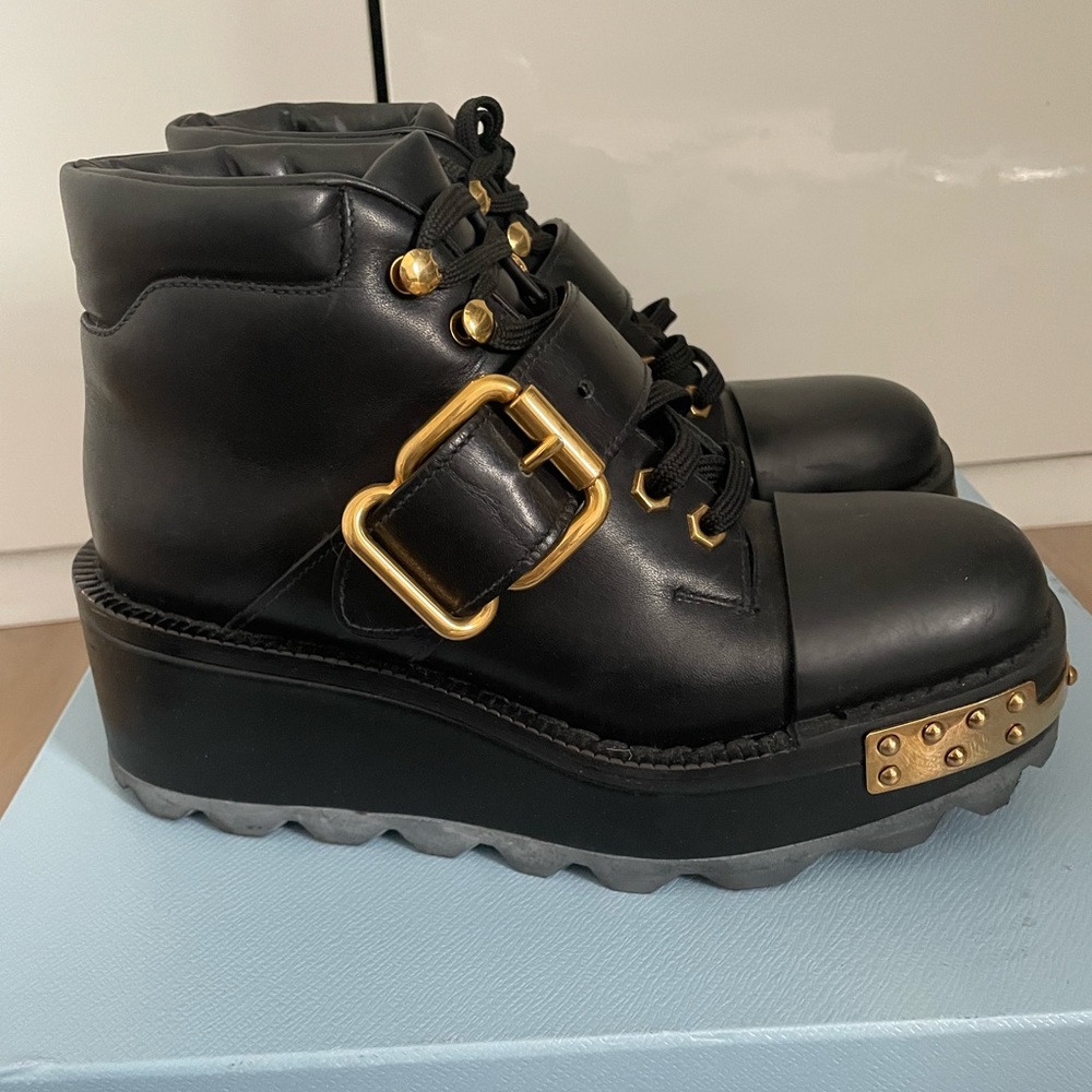 Prada Black Platform lace up boots 37.5 - Picture 11 of 15